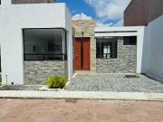 Preciosa casa de 2 recámaras 1 planta en Santiago...