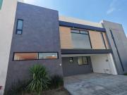 Preciosa casa 4 recámaras en Fracc. Real de Cortés en...