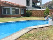 PRECIOSA CASA DE UN PISO CON ALBERCA EN TAMOANCHAN MORELOS