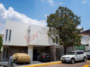 ¡Preciosa Casa dentro de coto privado sobre Blvd. Juan...