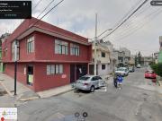 PRECIOSA CASA DOS NIVELES