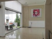 Preciosa Casa en Condominio con Terraza, Jardín y...