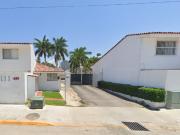 Preciosa casa en condominio en Solares, Manzanillo