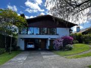 Preciosa casa en Isla teja