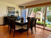Preciosa casa en Lomas Quebradas con jardín privado