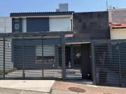 PRECIOSA CASA EN LOMAS VERDES 6a SECCION