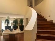 Preciosa casa en Parque Escondido