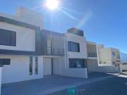 PRECIOSA CASA EN RENTA 3 HABITACIONES, EN APIZACO, TLAX