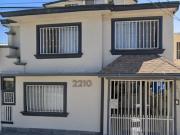 PRECIOSA CASA EN TIJUANA CON BELLOS ACABADOS