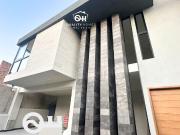 PRECIOSA CASA EN VENTA 4 HABITACIONES EN CLUB DE GOLF