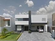 PRECIOSA CASA EN VENTA