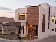 Preciosa casa en venta con Roof Top