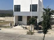 PRECIOSA CASA EN VENTA COTO ADAMAR