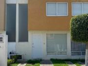 PRECIOSA CASA EN VENTA DE RECUPERACION BANCARIA EN...