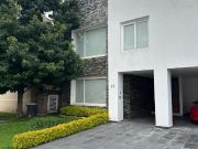 Preciosa casa en venta en el Cluster Santander, La...