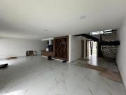 PRECIOSA CASA EN VENTA EN LOMAS DE ANGELOPOLIS PARQUE...