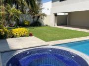 Preciosa casa en venta en Paraíso Country club