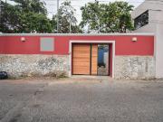 PRECIOSA CASA EN VENTA UBICADA EN UNA DE LAS CALLES DEL...