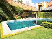 PRECIOSA CASA EN XOCHITEPEC CON ALBERCA NO CREDITOS