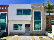 PRECIOSA CASA PREMIUM TIENE TODO! Sala+Comedor+3...