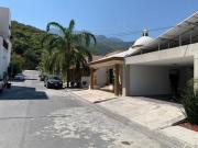 Preciosa Casa Venta Cerrada LOMAS del PASEO Monterrey...