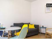 Preciosa habitación con cama individual en alquiler en...