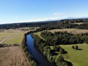 Preciosa parcela de 5.000 m2 con 50 metros de orilla de...