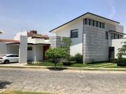 PRECIOSA RESIDENCIA EN VENTA EN LOS NARANJOS RESIDENCIAL...