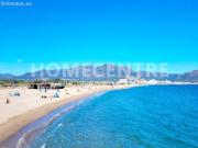 Preciosa villa con amarre de 12 metros y piscina