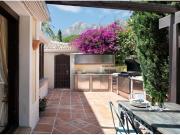 Preciosa villa de estilo andaluz en Sierra Blanca