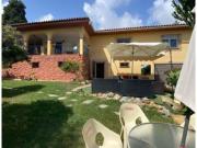 Preciosa villa en venta con licencia turística