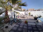 Preciosa villa independiente con piscina privada en...