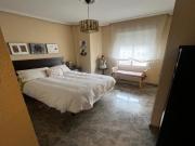 PRECIOSA VIVIENDA JUNTO A LA ESTACION