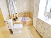 ¡Precioso apartamento en zona puerto con piscina y...