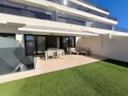 Precioso dúplex situado en un bonito complejo...