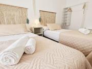 ¡ PRECIOSO PISO CON LICENCIA TURISTICA, JUNTO A LA...