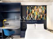 Precioso studio en un lujoso coliving a pocos metros de...