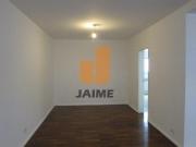 Prédio antigo, apartamento muito bom, metragem ótima