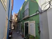 Prédio com 4 frações junto à Av. Luisa Todi em Setúbal