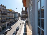 Prédio com 8 apartamentos à venda na Baixa do Porto