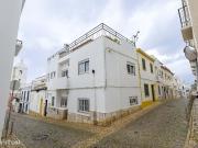 PRDIO COM DOIS APARTAMENTOS T1 NO CENTRO HISTRICO DE LAGOS
