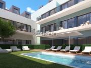 Prédio com projecto em aprovação para 15 frações...