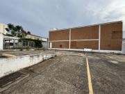 Prédio comercial para alugar com 721 m² em Avenida de...