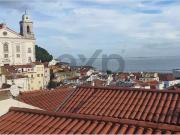 Prédio de 6 frações em Propriedade Total Alfama com...
