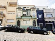 Prédio de Charme Anos 50 Antas m² Campanhã