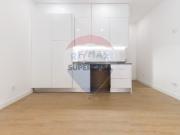 Prédio em Alcântara