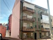 Prédio em Encosta do Sol