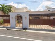 PREDIO EN ZONA COMERCIAL