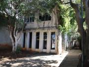 Prédio locação Bosque da Saúde a 5 quadras do Metrô...