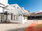 Apartamento T2 + 2 LOJAS renovadas com rentabilidade...